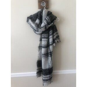 NWT American Eagle Outfitters Gray Plaid Scarf Fringe 90x22